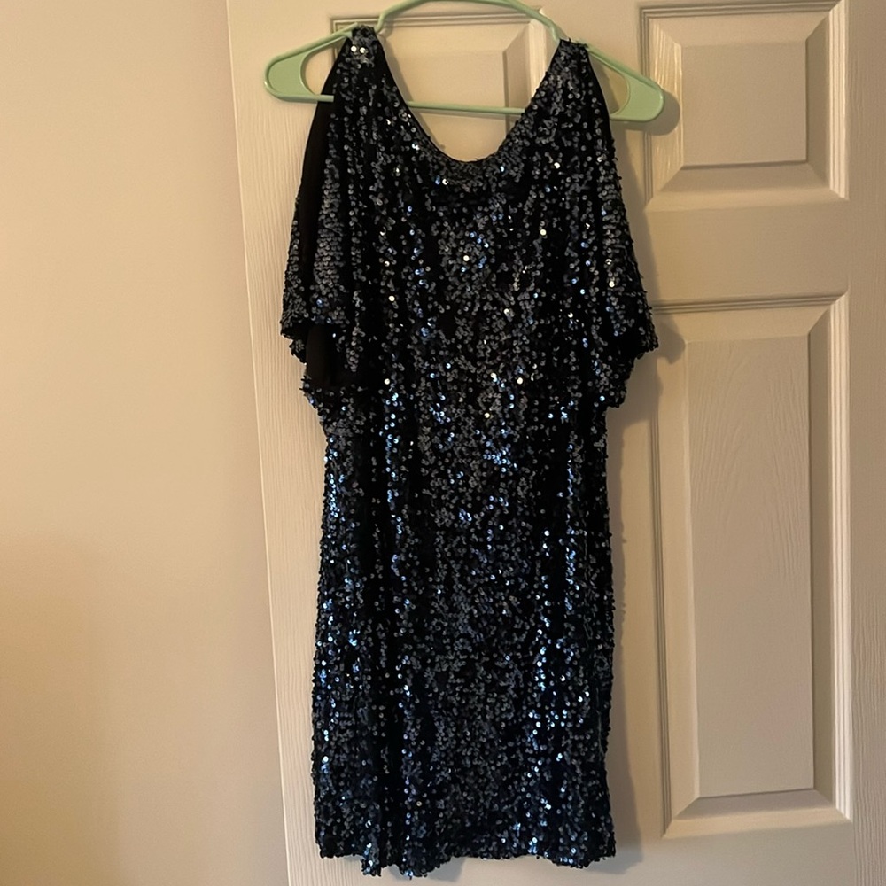 NWT Navy Sequin Dress - short with open sleeves